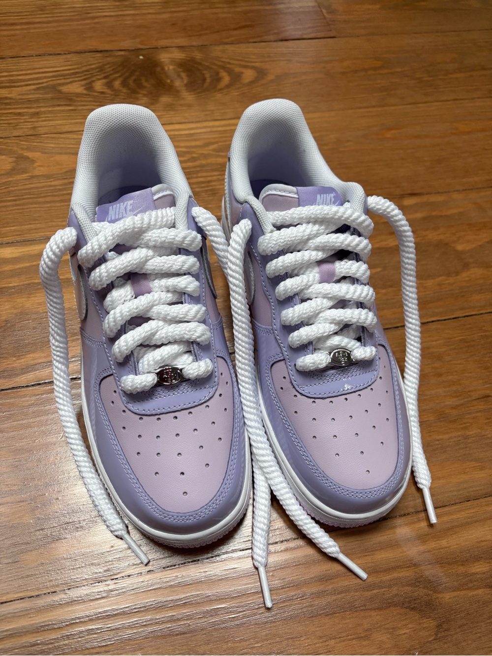 Nike Women’s Lavender and White Low-Top Sneakers